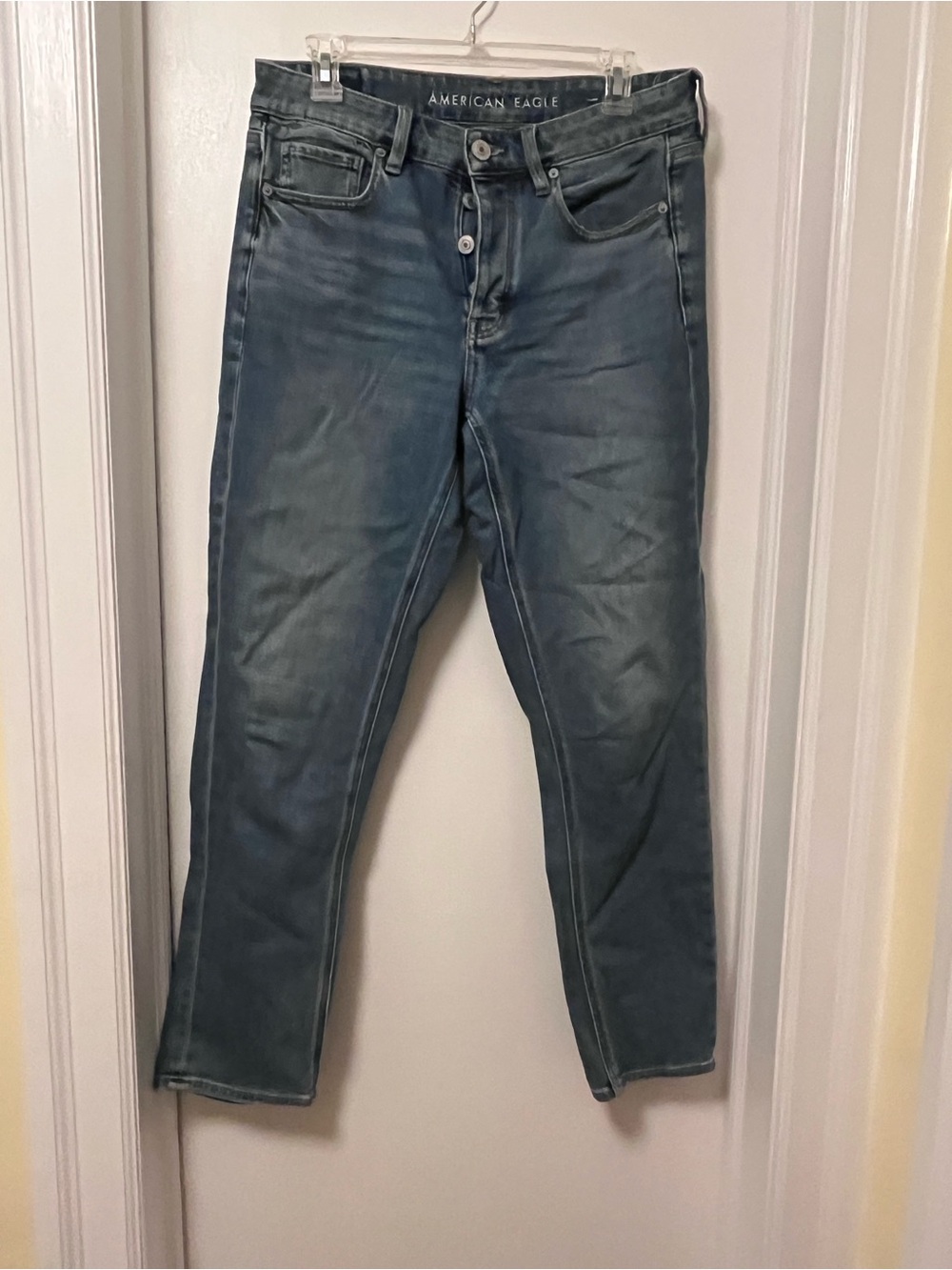 American Eagle Outfitters Women’s Dark Blue Relaxed Jeans